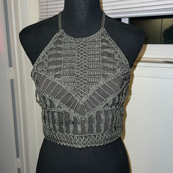 Size S / Embroidered Summer Top - Picture 1 of 3